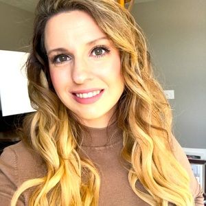 Meet your Posher, Sara